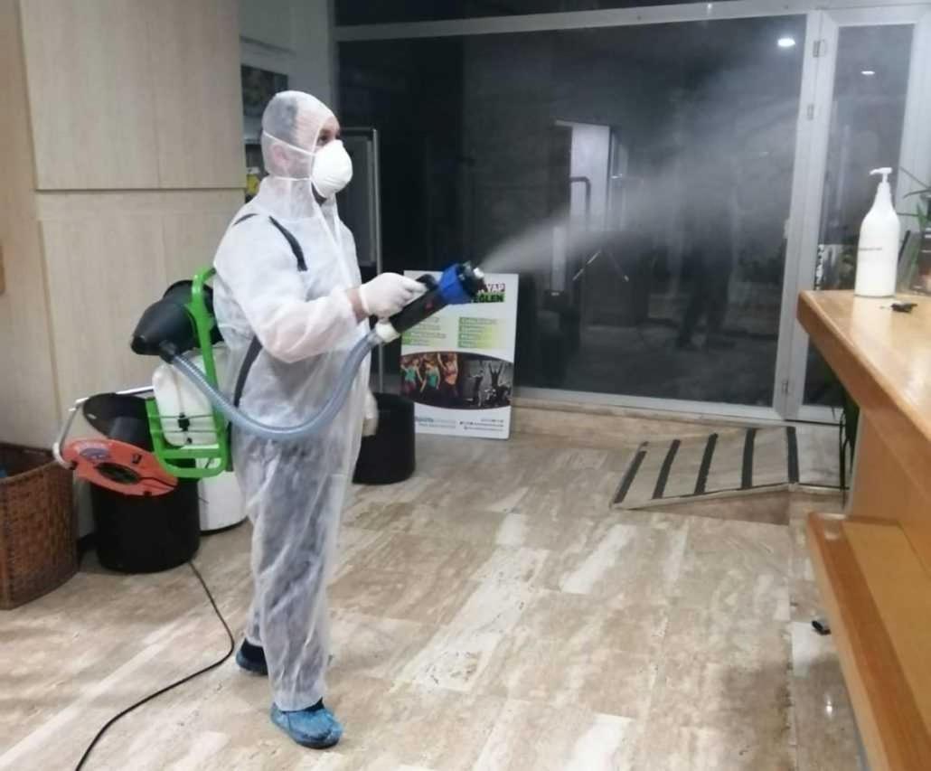 Hotel Phosphorion à Istambul Extérieur photo Disinfection of a hospital in Italy
