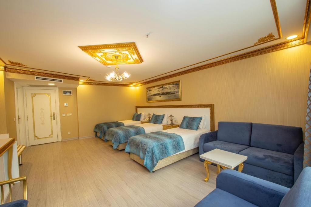 Hotel Phosphorion à Istambul Extérieur photo Family room